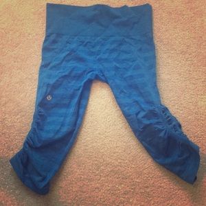Lululemon crop pants